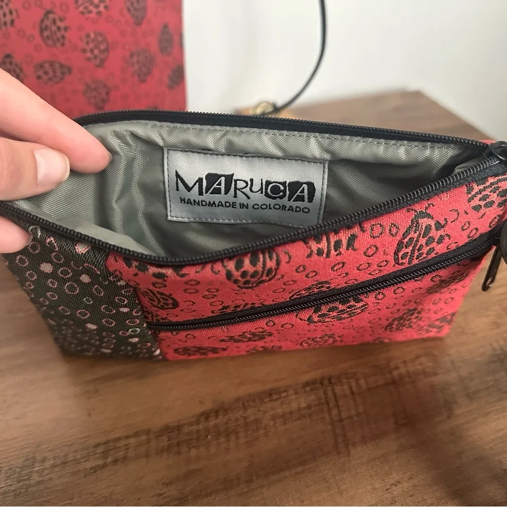Maruca Red and Black Beetle Wristlet and Crossbody Bag - Picture 5 of 6